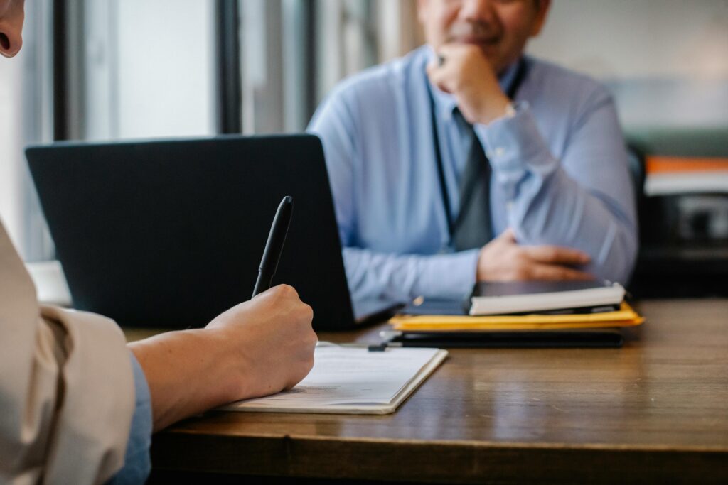 12 Interview Outfit Ideas That Will Help You Make a Great First Impression